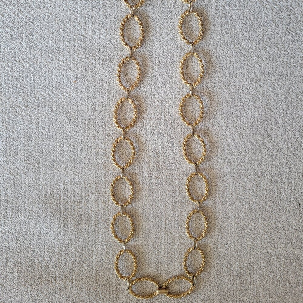 VINTAGE CROWN TRIFARI GOLD OVAL ROPE LOOPS NECKLACE